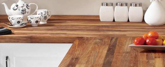 Solid wood worktops for a masculine kitchen
