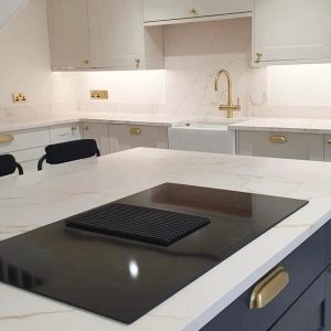 How to fit a kitchen worktop