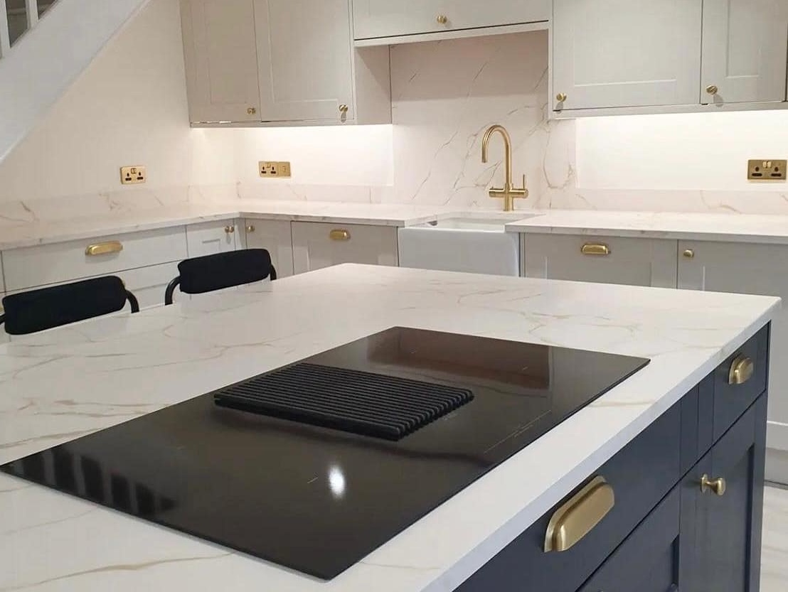 How to fit a kitchen worktop