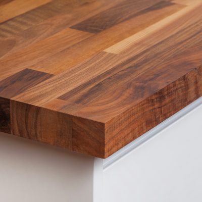 solidwood_euro-walnut_corner_1