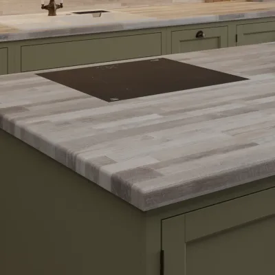 Finesse Linen Block Wood Super Matt - Laminate Worktop